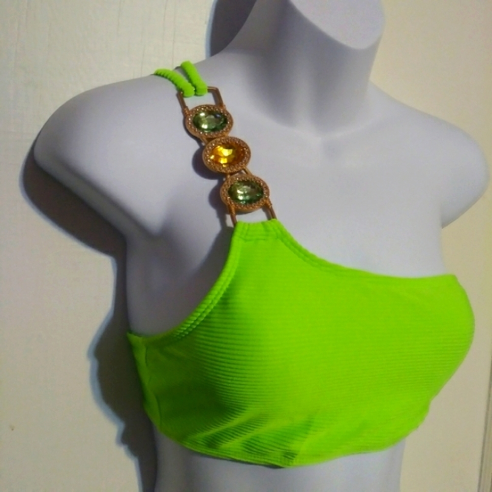 Lime Green One-Shoulder Top - Picture 3 of 6